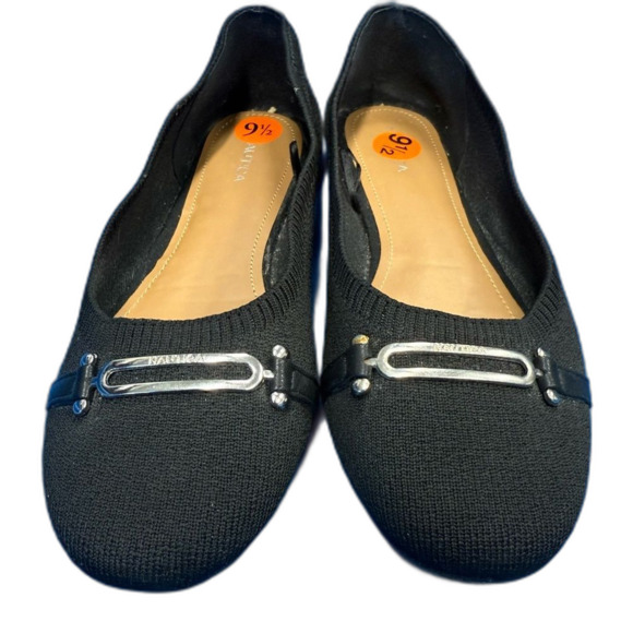 Nautica Stylish Black Knit Flats with Silver Accent Size 9.5 - Picture 4 of 6